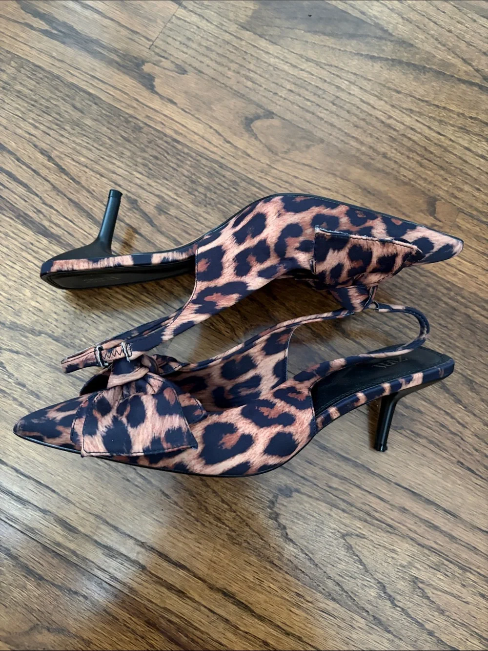 ZARA Leopard Print Bow Detail Pointed Toe Sling Back Kitten Heels